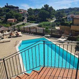 AUTUNNO IN TOSCANA MARE degustazioni sagre e vino aperto tutto l'anno parcheggio riservato davanti a casa