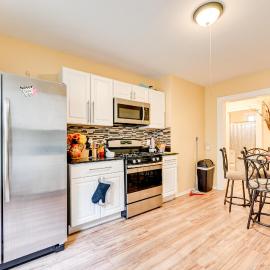 Convenient Hartford Condo < 2 Mi to Dtwn!, hotel in Hartford
