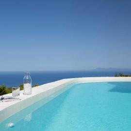 Boo Premium Living Villas, hotel i Tsoukalades