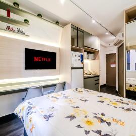 Studio novo com ar cond a 600 m da GM