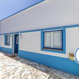 B54 - Casa Azul in Burgau, hotelli kohteessa Budens