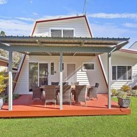 Dreamtime - 5 Ward St Hat Head NSW 2440، فندق في هات هيد