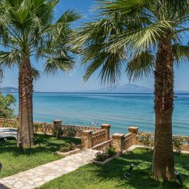 Playa Del Zante, by TK Premium Stays, Hotel in Ammoudi