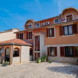 Apartments Manda