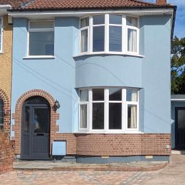 Cherry View House 3 Bed Garden Parking sleeps 8, hotel in Bristol