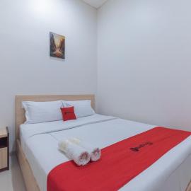 RedDoorz near CSB Mall Cirebon