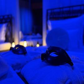 BDSM SWING KLIMA TOP Jakośc BAST, Apartament Idelny na Prezent ,Lustra wszedzie ,SUPER wygodne łóżko , huśtawka , tylko dla dorosłych ADULTS ONLY Parking w cenie