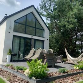 NAD JEZIORAMI Niedźwiady, hotel a Kolonia Pawłówek