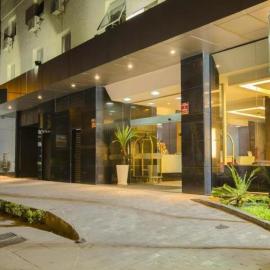 Hotel Açores Premium- 5 minutos do Moinhos de Vento, hotel em Porto Alegre