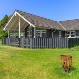 Holiday Home Lyydia - 1km from the sea by Interhome