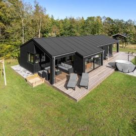 Holiday Home Sinna - from the sea by Interhome，位于海尔斯的酒店