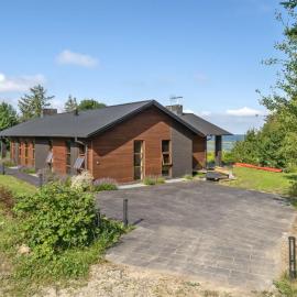 Holiday Home Andri - 600m to the fjord by Interhome, khách sạn ở Løgstør