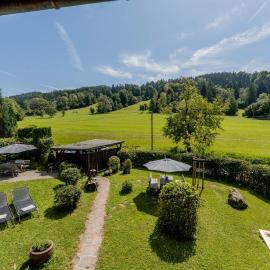 Uriges Haus im Grünen, hotel en Grünenbach