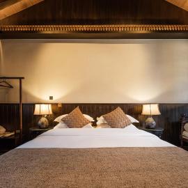 Viesnīca Floral Lux Hotel Qinghe Hotel -South Gate Store of the Old Town of Lijiang pilsētā Lidzjana
