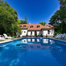 Vízimalom Vendégház Nemesvita, hotel en Nemesvita