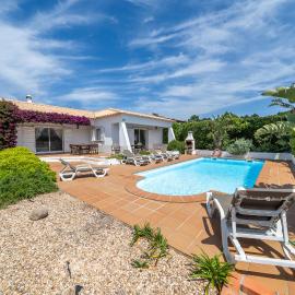Casa Garrod - Spacious Family Villa, hotel in Aljezur