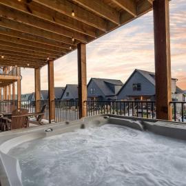 Pineapple Shores - Stay for 14, hotel in Hollister