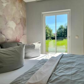 Ferienwohnung Bertchen - barrierefrei mit Südterrasse und Carport in ruhiger Altstadtlage von Ballenstedt, hotel in Ballenstedt
