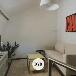 2 bedrooms triplex in historic heart of Liege, Hotel in Lüttich