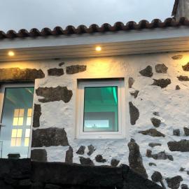 Ferreiro do Cabeço House