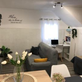 Casa Refugio A، فندق في Arrabal