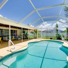 Heated Chlorine Pool < 2 Mi to Yacht Club Beach!