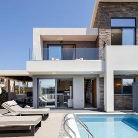 VillAgioi - Luxury villas, Private Pools, 450m to the Beach