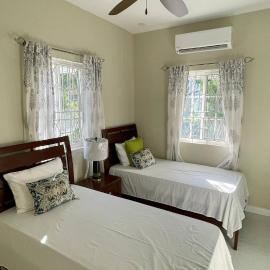 Centrally Located Modern Cottage in Liguanea