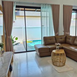 Wara Pool Villa Aonang, hotel in Ban Phung Noi