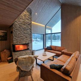 Cabin With Dock By Otra In Setesdal、Byglandのホテル