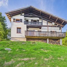 Le Haut de Sauté Vue Imprenable à Bussang, viešbutis mieste Biusanas