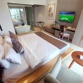 The Peace Palace Luxury Hotel and Restaurant, hotel din Sunāmganj