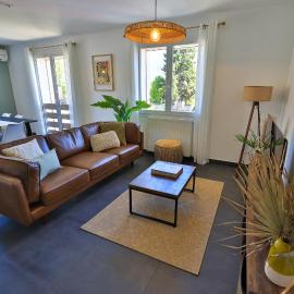 Maison - Saint Nazaire Les Eymes, Hotel in Les Eymes