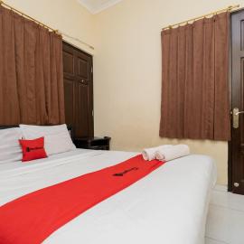 RedDoorz At Graha 99 Simomulyo