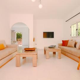 Casa Nova Maison moderne à deux pas de la plage, hotel in Bouznika
