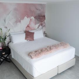 Serenity Cove luxe retreat, hotel in Maroochydore