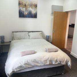 2 Bedroom Property at sovereign House free secure parking