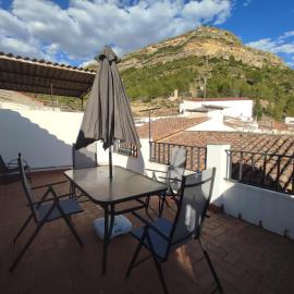 Casa Casidro, hotel in Chulilla