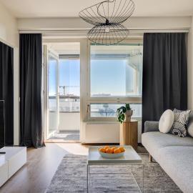 Stylish City Suite with Gym & Spacious Balcony by Nordic Stay Collection