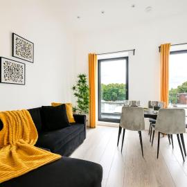 Ealing Broadway Apartment- Great Transport Links