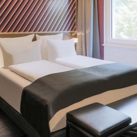 B&B HOTEL Bruchsal-Karlsdorf, hotel v mestu Karlsdorf-Neuthard
