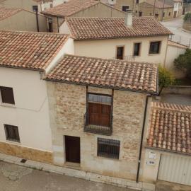 Casa Rural Las Tejas - Ideal para Familias y Grupos, hotel u gradu Bayubas de Abajo