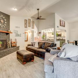 Family Home on > 2 Acres w/ Stables in Gilbert!