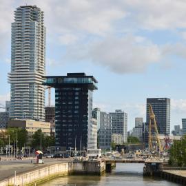 DoubleTree by Hilton Rotterdam Centre, khách sạn ở Rotterdam