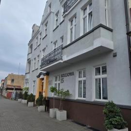 Eldom-NOCLEGI, Kolejowa 15 Wągrowiec, готель у місті Вонґровєц