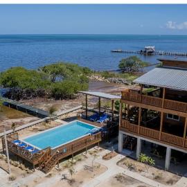 Infinite Sea - Lower Unit 3 bed 2 bath Caye Caulker