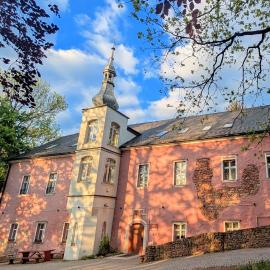 Rezydencja Dwór Górny, hotel in Nowa Ruda