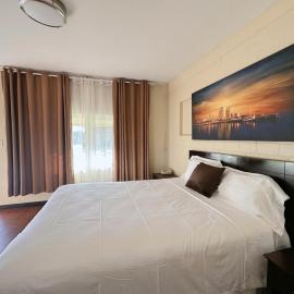 Royal Inn and Suites, готель у місті Гемет