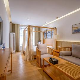 Floral Hotel Guilin Daifeng Lake House