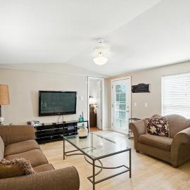 Desert Haven Cozy 2-Bedroom Mobile Home Near NMSU